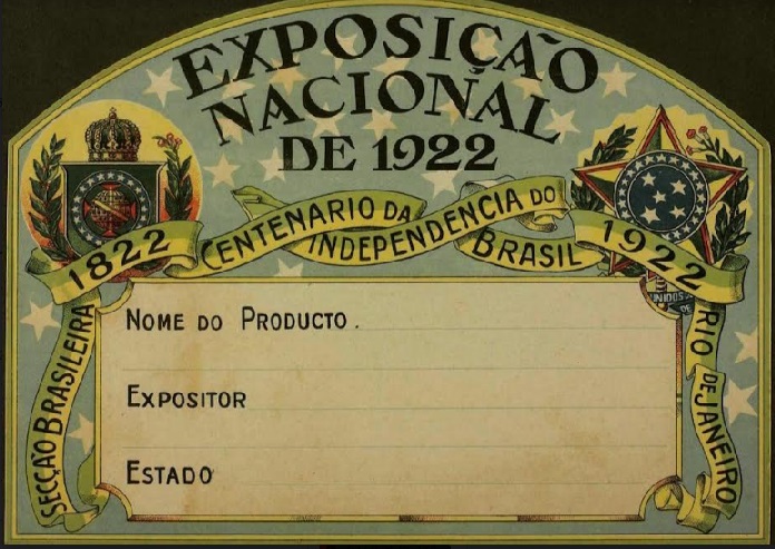 Ficha de identificação dos produtos expostos na Exposição de 1922. NO alto, à esquerda, o brasão imperial; e, à direita, o brasão da República