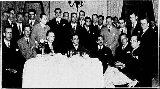 Almoço oferecido a Lucio Costa , diretor dda Escola de BElas Artes / Revista da Semana, 15 de agost de 1931