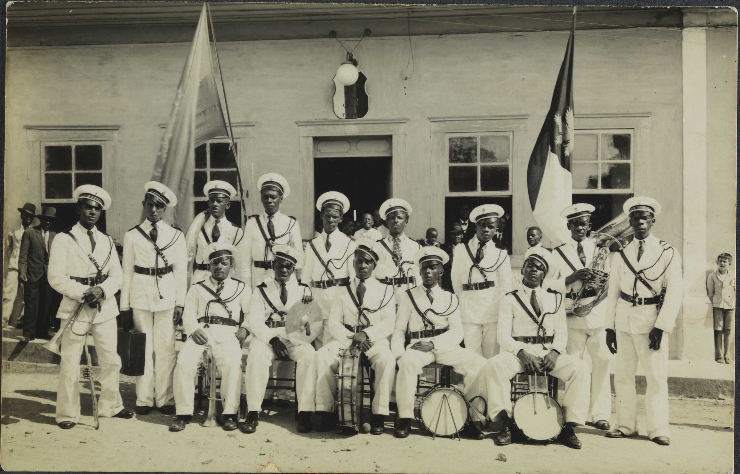 Banda Musical da Delegação da F. N. B. [Frente Negra Brasileira], entre 1931 e 1937. São Paulo, SP / Acervo FBN