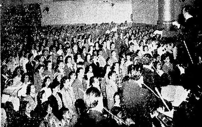 Flagrante do Concerto Orfeônico no REx, realizado pela Orquestra Sinfônica Brasileira / Diário da Noite, de setembro de 1944