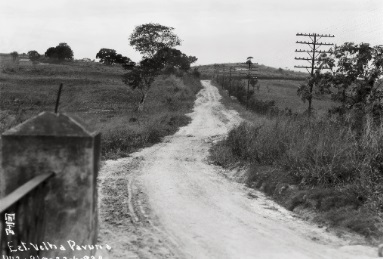 Estrqada VElha da Pavuna, 22 de junho de 1938. Rio de Janeiro, RJ / Achados e Perdidos: imagens inéditas do Rio de Janeiro (1937-1945), página - Acervo AGCRJ